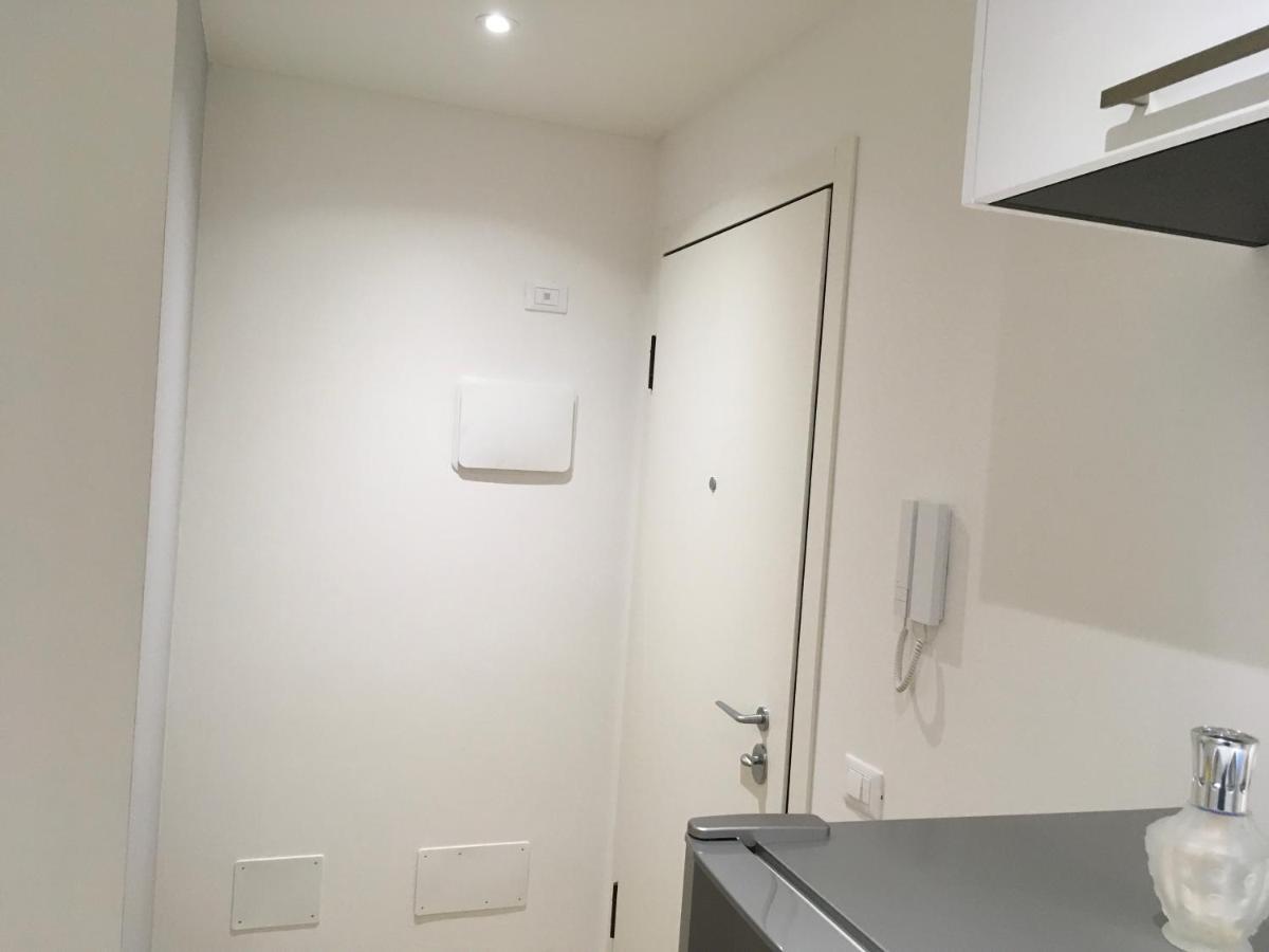 Appartamento Con Due Camere Da Letto E Free Park Verona Exterior foto