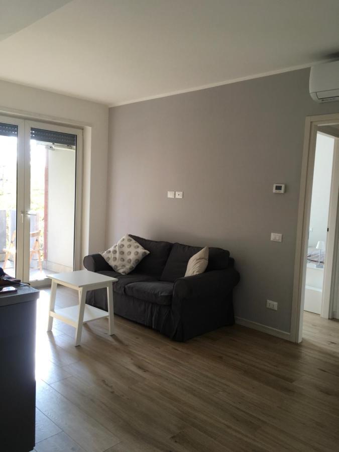 Appartamento Con Due Camere Da Letto E Free Park Verona Exterior foto