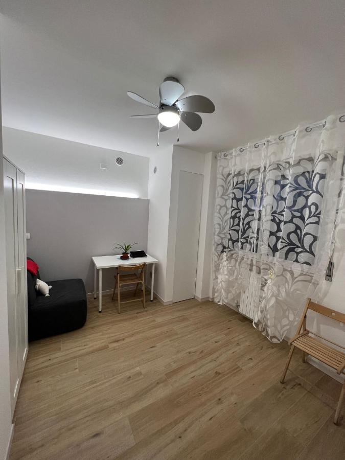 Appartamento Con Due Camere Da Letto E Free Park Verona Exterior foto